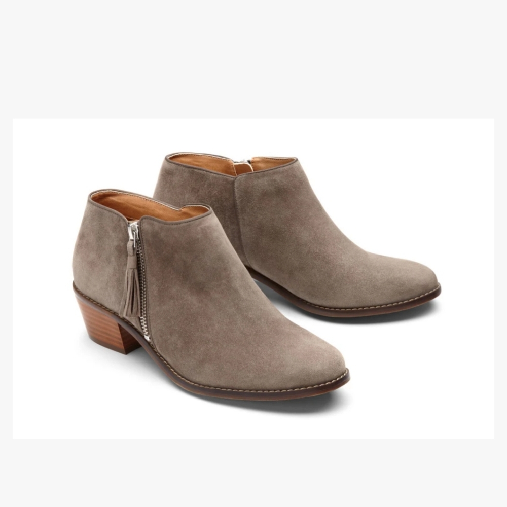 New Vionic Joy Serena Ankle Boots Sz 10 in Greige